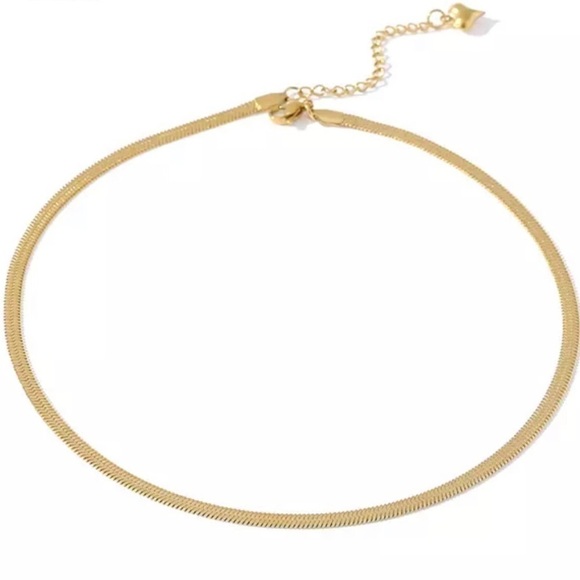18k Herringbone Clavical Flat Gold Plated Necklace NEW - Picture 1 of 4